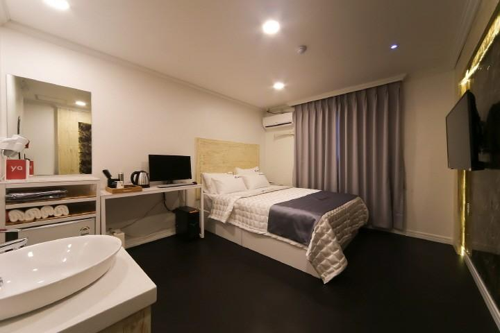 Bedroom 2, Busan Dongnae Prince Hotel, Dongnae