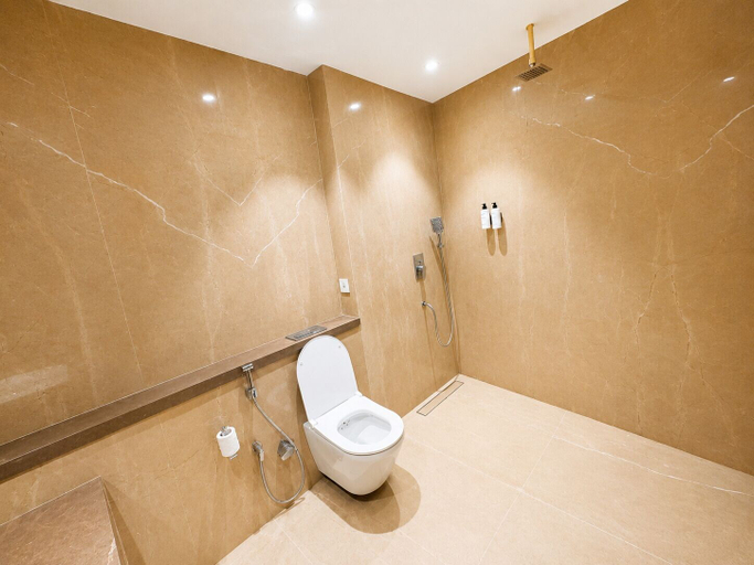 Bathroom 4, Taj Bhoomi By Jivana, Agra