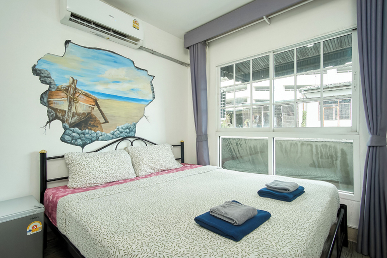 Bedroom 3, comfy crib hostel, Wattana