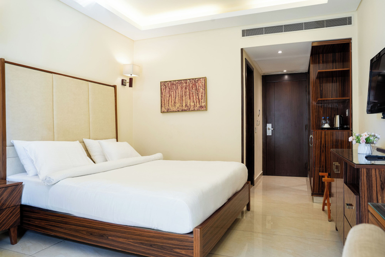 Bedroom 4, Grand Concerto Hotel, Beirut