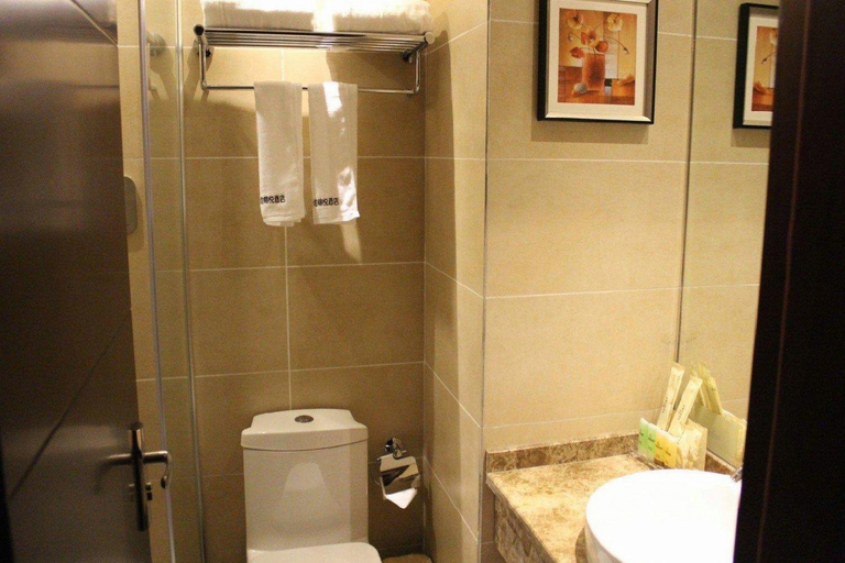 Bathroom 3, Tangchi Jinyue Hotel (Wuhan Qingshan Jiansan), Wuhan