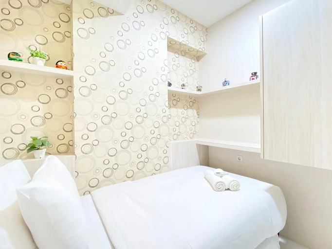 Bedroom 2, Homey And Cozy 2Br At Mekarwangi Square Cibaduyut Apartment, Bandung