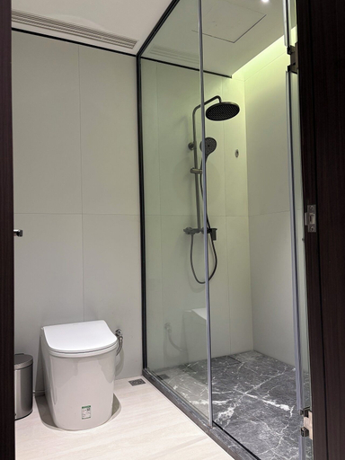 Bathroom 3, Guangzhou BaiMing Hotel, Guangzhou