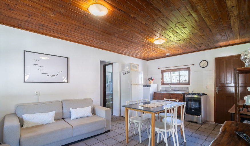 Living area 2, House w/ 2 Bedrooms 650 m From the Beach Adu0440, Florianopolis