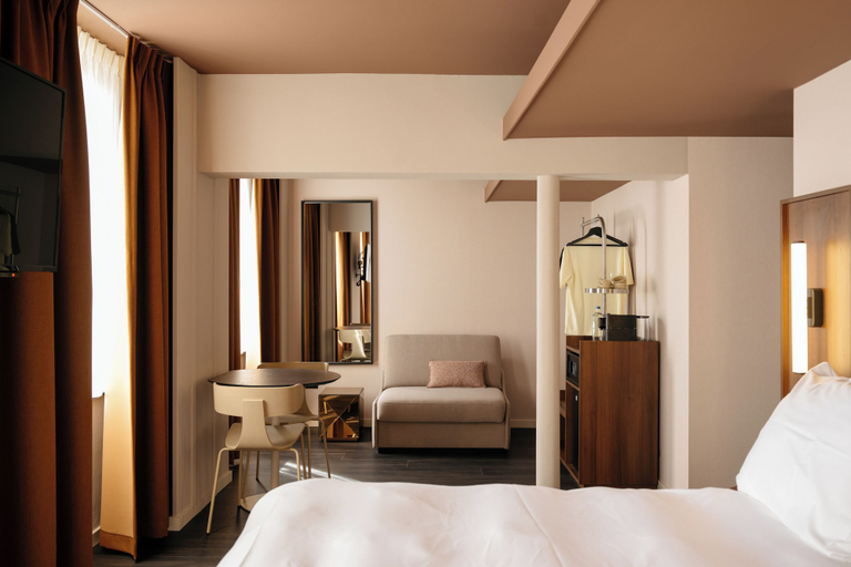 Bedroom 4, Hotel Vrythof - just a room - digital key by email or SMS, Maastricht