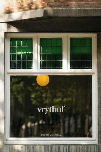 Exterior & Views 2, Hotel Vrythof - just a room - digital key by email or SMS, Maastricht