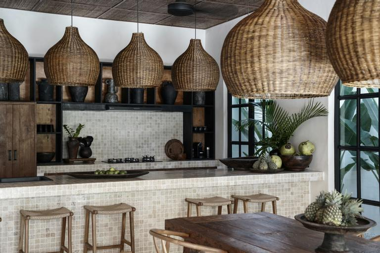 Others 5, Villa Roma, Badung