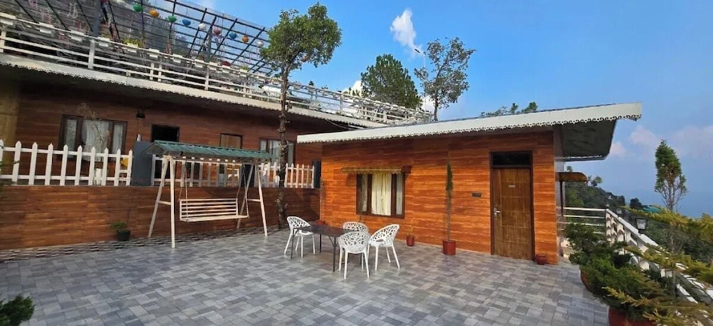 Outdoor dining 5, The Wild Canopy, Dehradun
