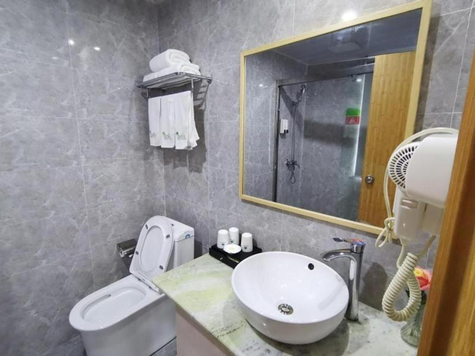 Bathroom 4, Vatica Hangzhou Linan Qianwang Street Hotel, Hangzhou