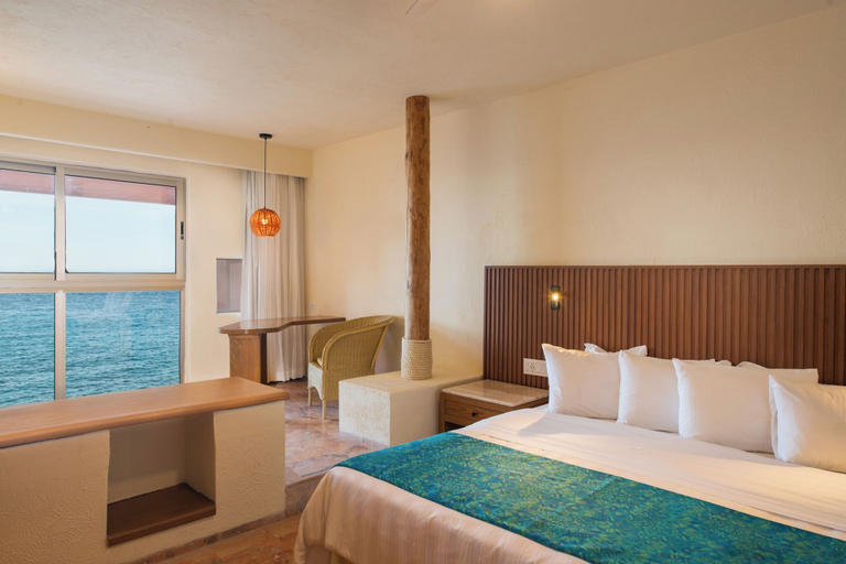 Bedroom 4, Club Regina Los Cabos managed by Accor, La Paz
