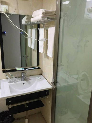 Bathroom, City Xinjia Apartment Hotel, Nanning