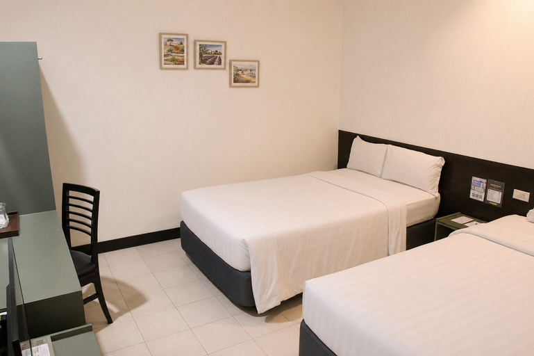Bedroom 4, Hotel Pier Cuatro, Cebu City