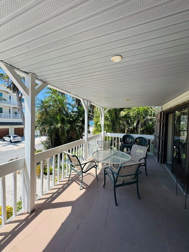 Outdoor dining 2, 108 12th Street South Down 2 Bedroom Apts by RedAwning, Manatee