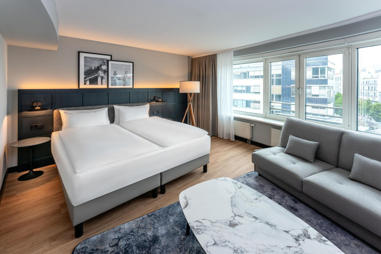 Bedroom 4, Radisson Hotel Berlin Charlottenburg, Berlin