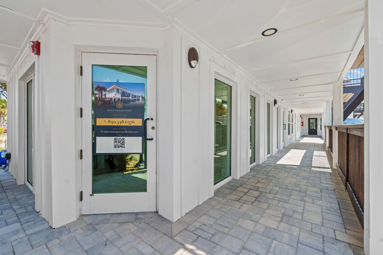 Exterior detail, Octa Collection on Front Beach, Bay
