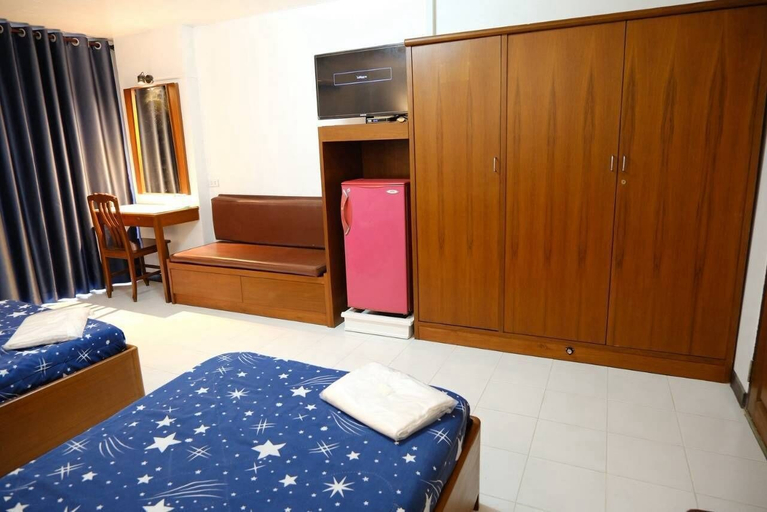 Room 5, Yindee Court Hotel, Muang Rayong