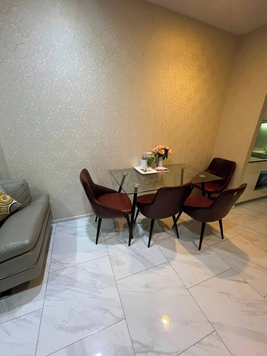 Dining, Hyde 11 2BR Luxury Suite Near BTS Nana, Wattana