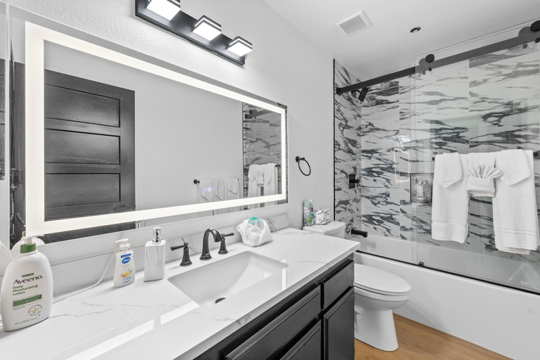 Bathroom 3, Summit Mountain Cabin, San Bernardino