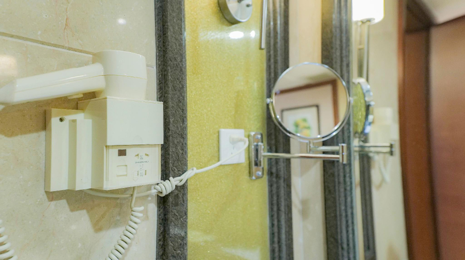 Bathroom 5, Shenzhen Jingming Hotel, Shenzhen