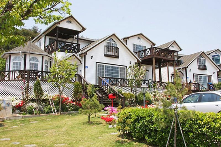 Exterior & Views 1, Anmyeondo Four Seasons Pension, Taean