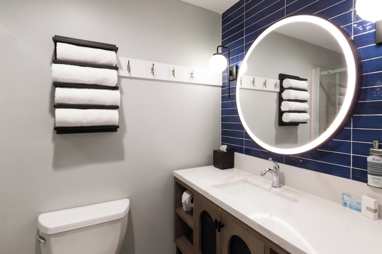 Bathroom 4, The Inn At Harbor Shores, Berrien