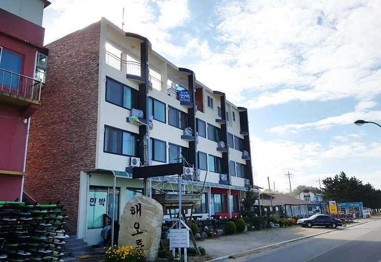 Exterior & Views 5, Yangyang Haeoreum Pension, Yangyang