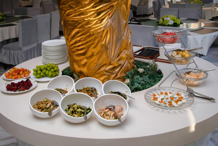 Food & Drinks 5, Ruijing Holiday Hotel, Chuzhou