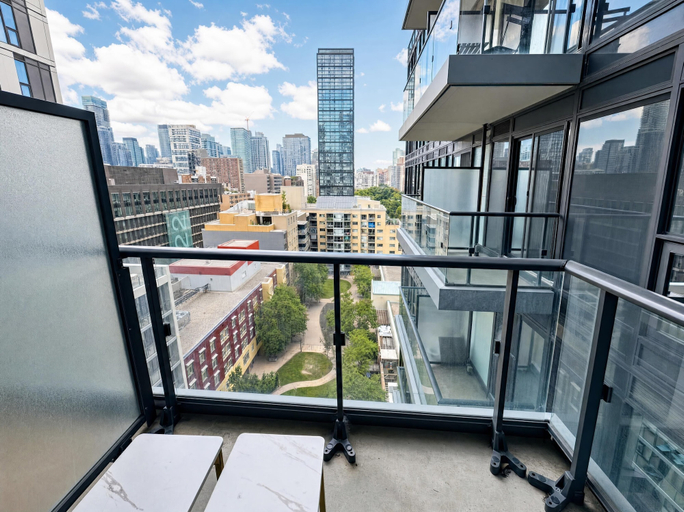 Exterior 3, StayToronto - The Jarvis Suites, Toronto
