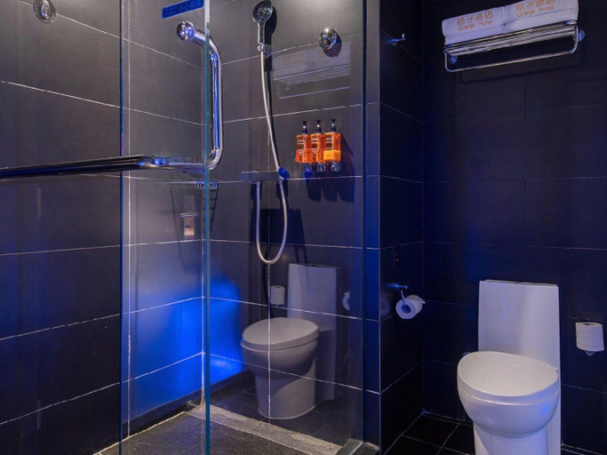 Bathroom 4, Orange Hotel Chengdu Chunxi Tai Koo Li, Chengdu