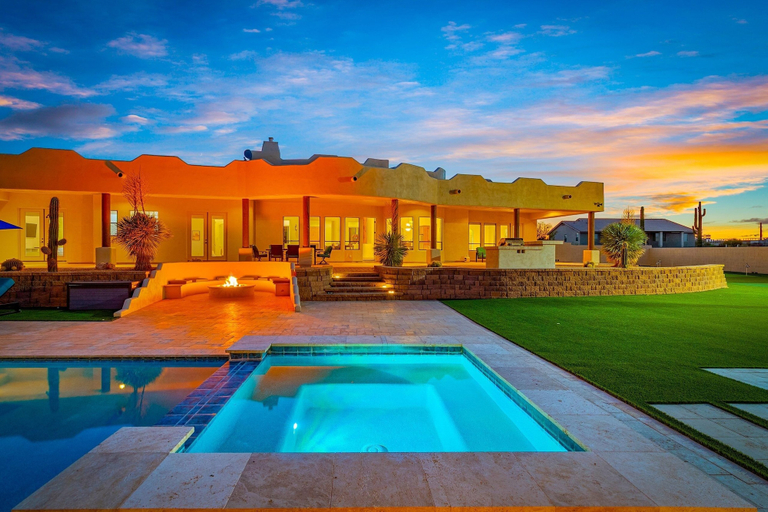 Pool 2, Casa Verde 4 Bedroom Home by RedAwning, Maricopa