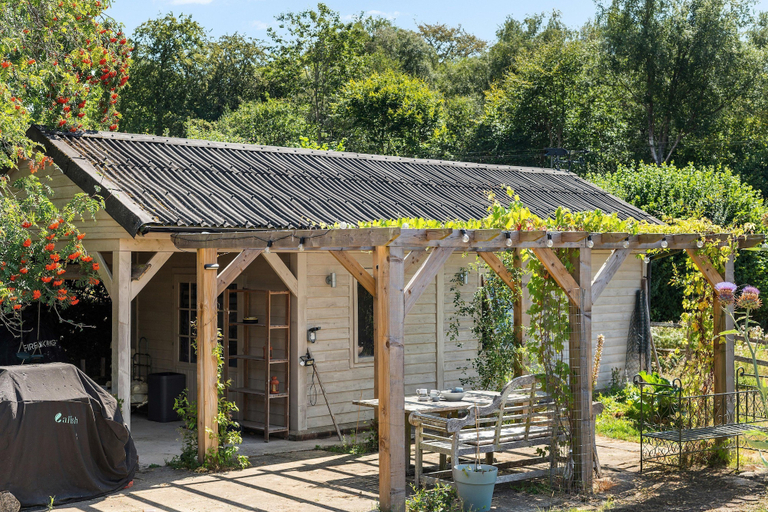 Room 5, Tea Hut By My Getaways, East Sussex