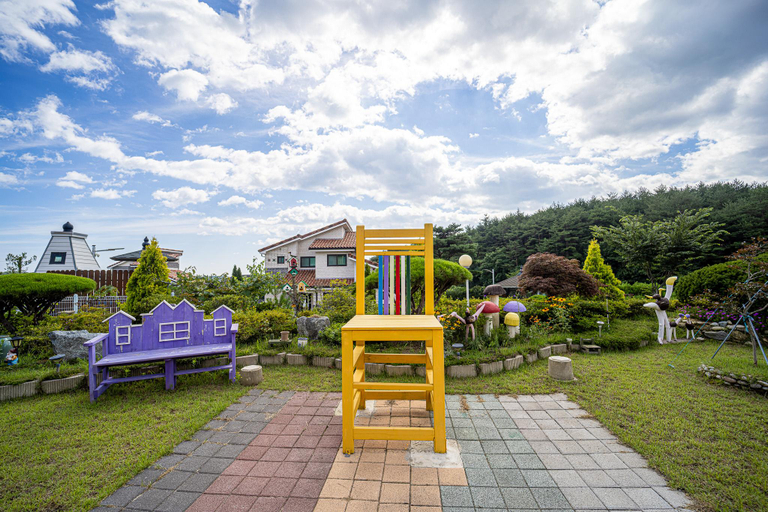 Others 2, Goseong Dal Beach Pension, Goseong