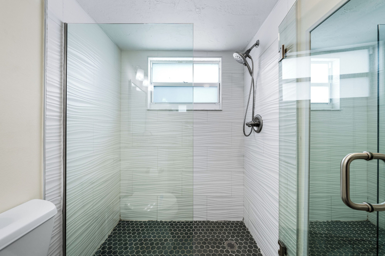Bathroom 3, Gulf Holiday by Beachside Management, Sarasota