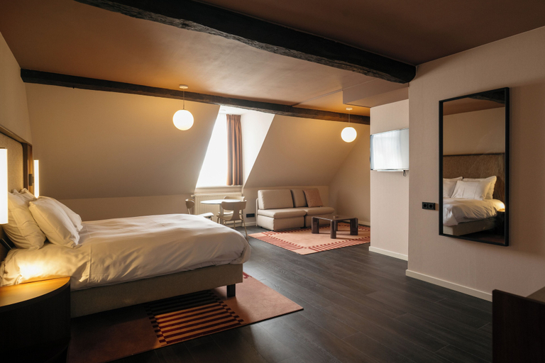 Bedroom 3, Hotel Vrythof - just a room - digital key by email or SMS, Maastricht