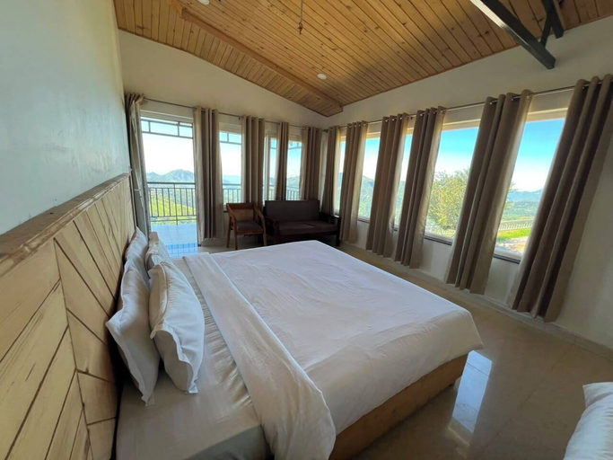 Room 3, Ridgeview Cottage, Dehradun