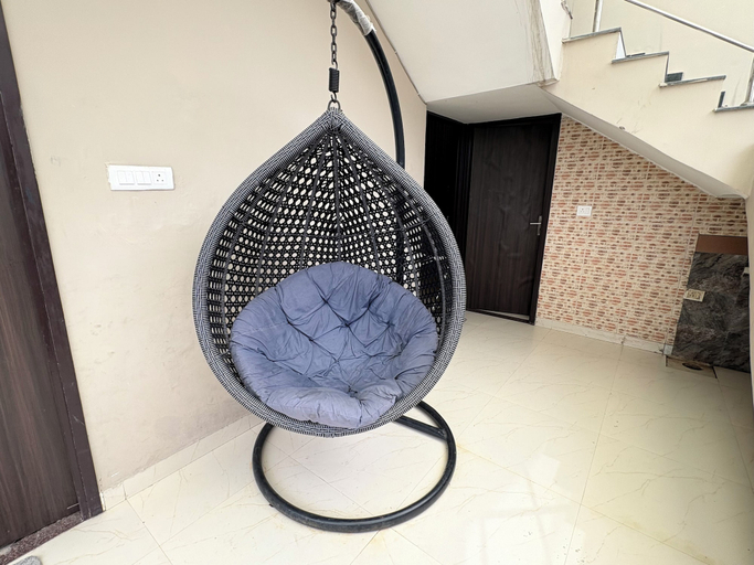 Terrace/patio 5, 2BHK Luxury Villa by Iraaya Stays, Mathura
