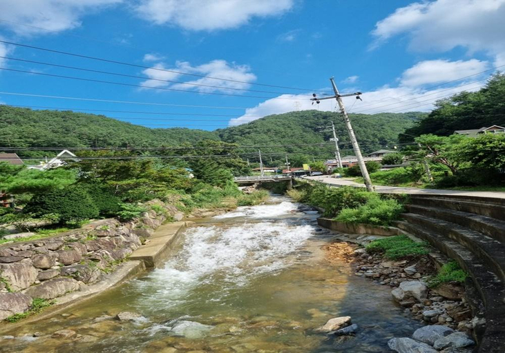 Others 5, Inje Rainbow Pension, Inje