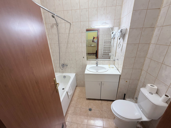 Bathroom 4, Persey Flora Apartments, Samokov
