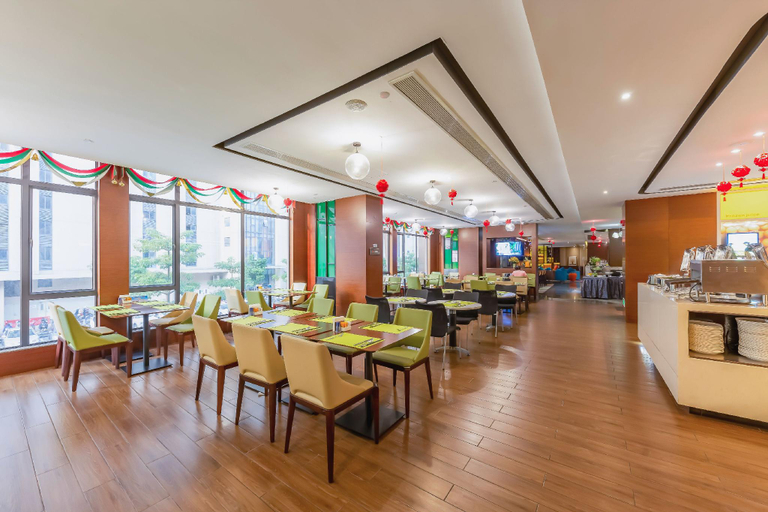 Food & Drinks 4, Rezen Heyi Hotel (Heshan Square), Jiangmen