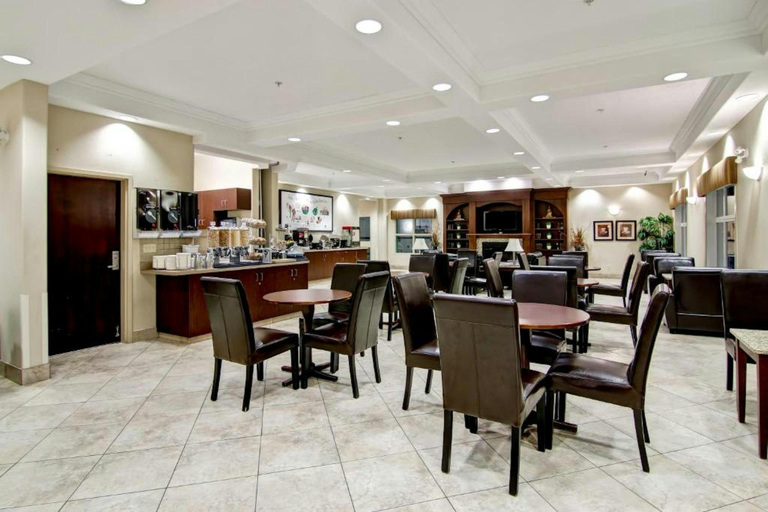 Food & Drinks 5, Canalta Camrose, Division No. 10