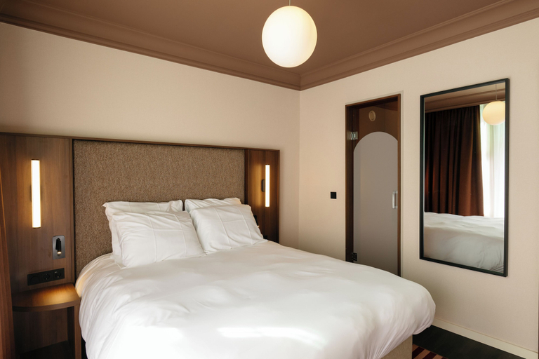 Bedroom 3, Hotel Vrythof - just a room - digital key by email or SMS, Maastricht