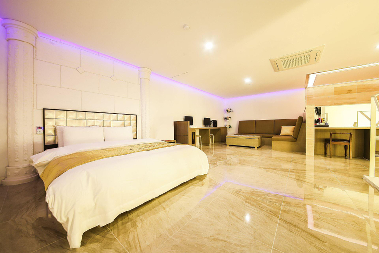 Bedroom 2, Paju Sinoan Self check-in Motel, Paju