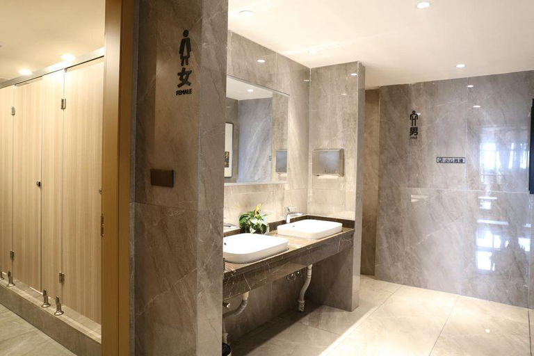 Bathroom, HEATON HOTEL, Mianyang