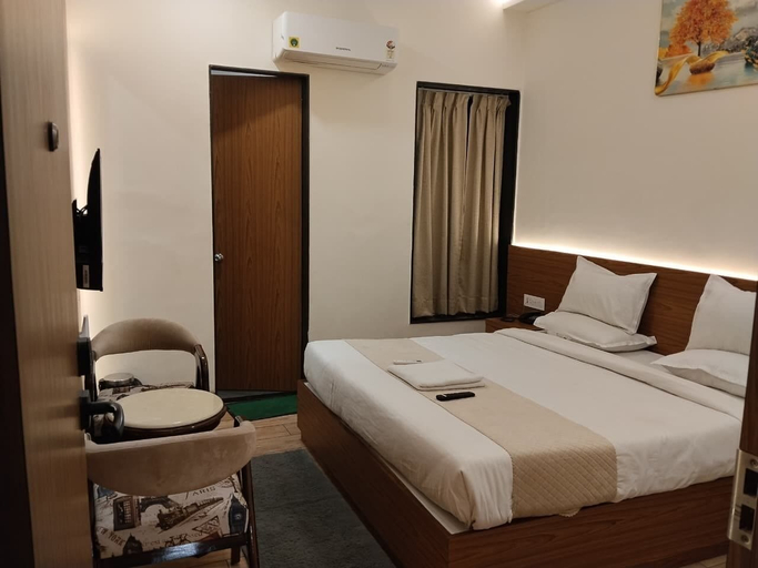 Room 3, Hotel Phoenix Inn, Raipur