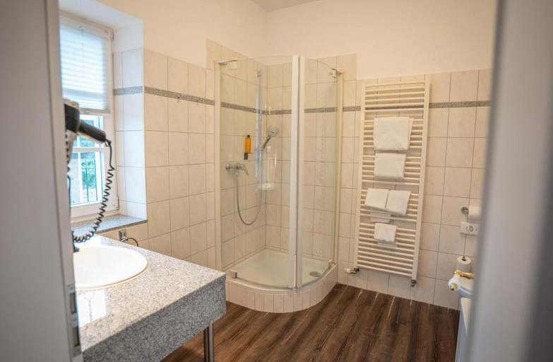 Bathroom 5, Hotel Annaberg, Bad Dürkheim