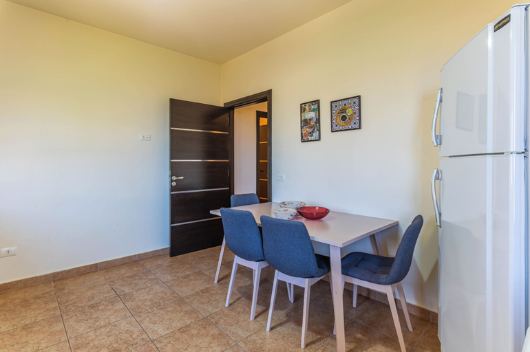 Dining, Levantine - 3BR Apt & Terrace in Batroun, Batroun
