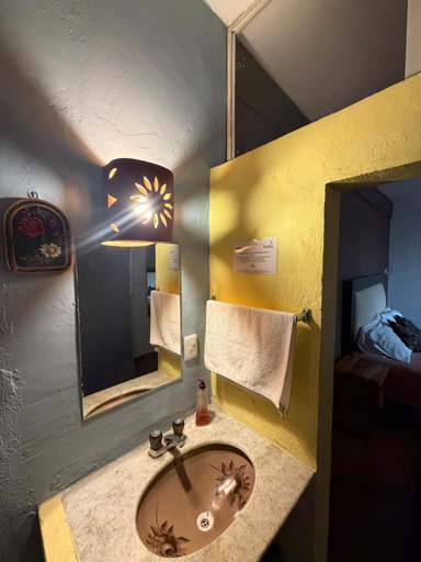 Bathroom 3, Posada Temazcal Santo Domingo, Tepoztlán