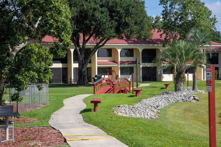 Property grounds 4, Harder Hall Resort Club by CoolVacay, Highlands