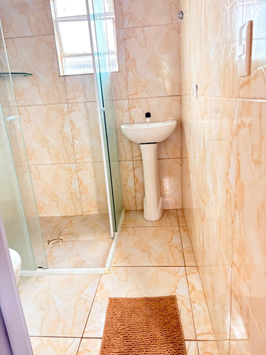 Bathroom 4, Pousada Zambeze, Praia Grande