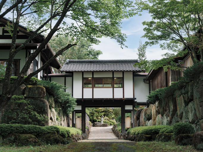 Exterior 4, shin Sarugakyo, Minakami